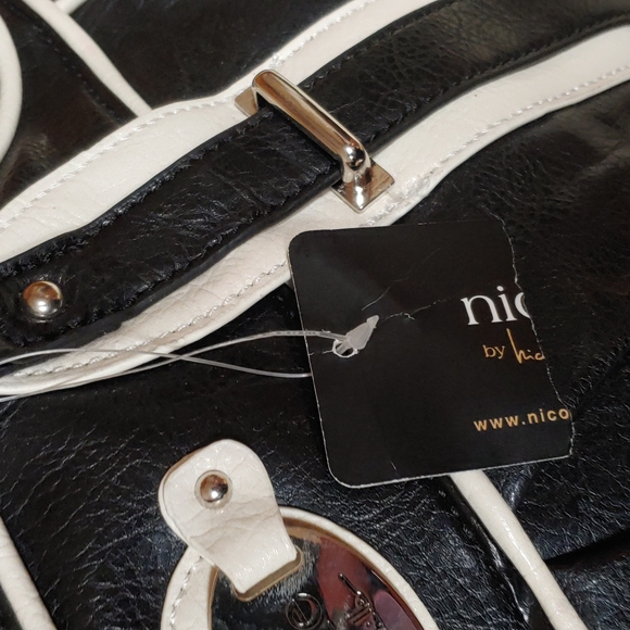 Nicole Miller 🆕 Shiny Leather Shoulder Bag - Picture 16 of 17